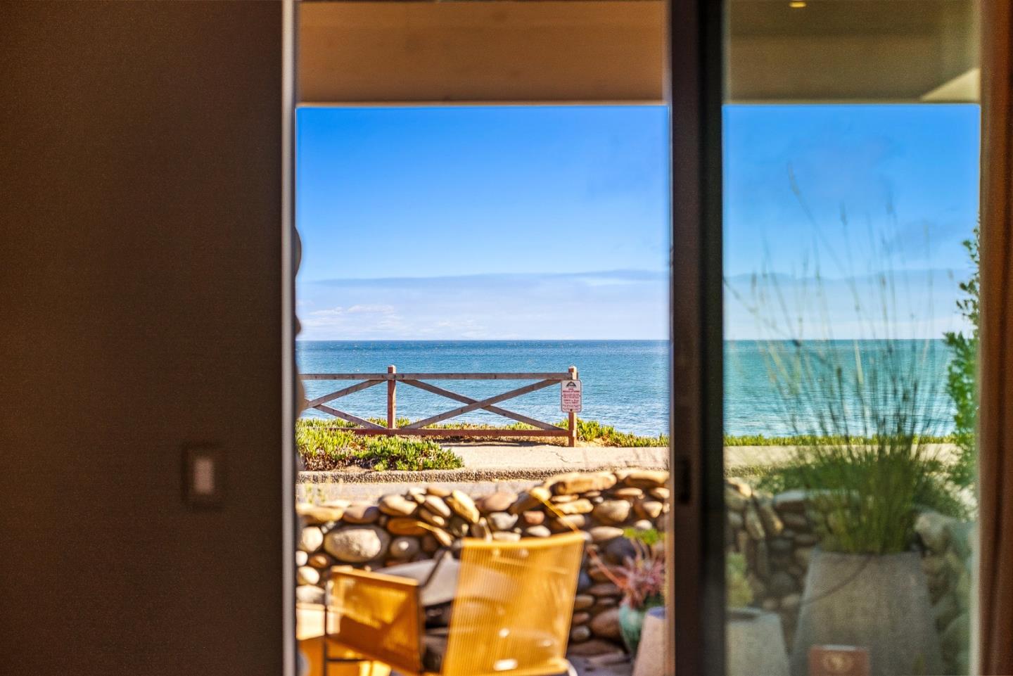 Detail Gallery Image 37 of 90 For 1122 W Cliff Dr, Santa Cruz,  CA 95060 - 4 Beds | 4/1 Baths