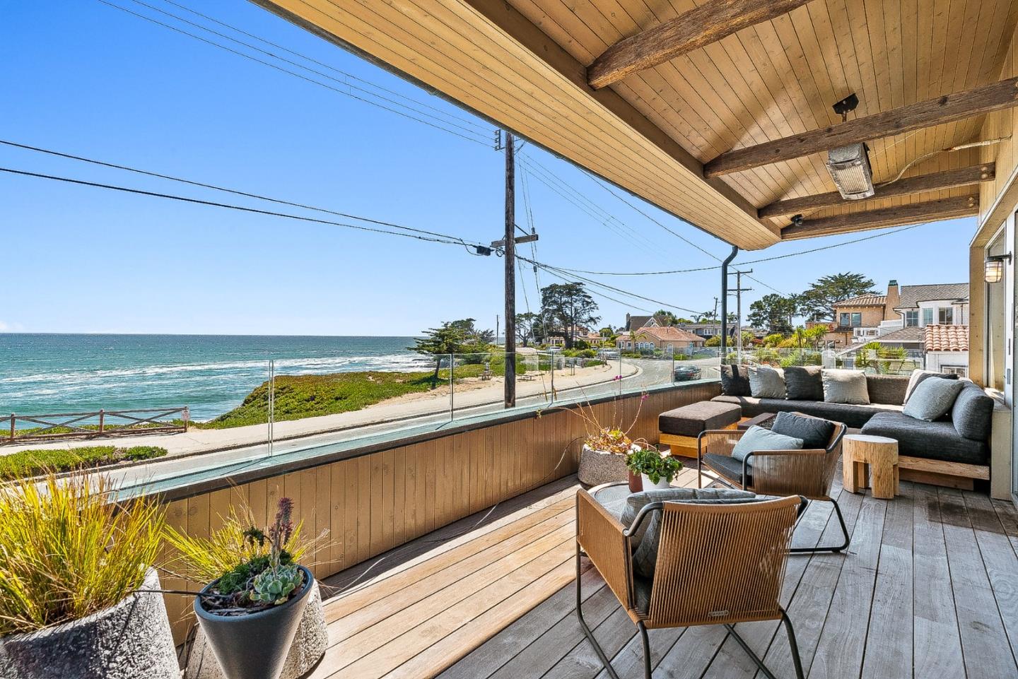 Detail Gallery Image 6 of 90 For 1122 W Cliff Dr, Santa Cruz,  CA 95060 - 4 Beds | 4/1 Baths