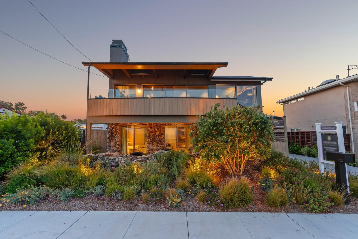 Detail Gallery Image 9 of 90 For 1122 W Cliff Dr, Santa Cruz,  CA 95060 - 4 Beds | 4/1 Baths