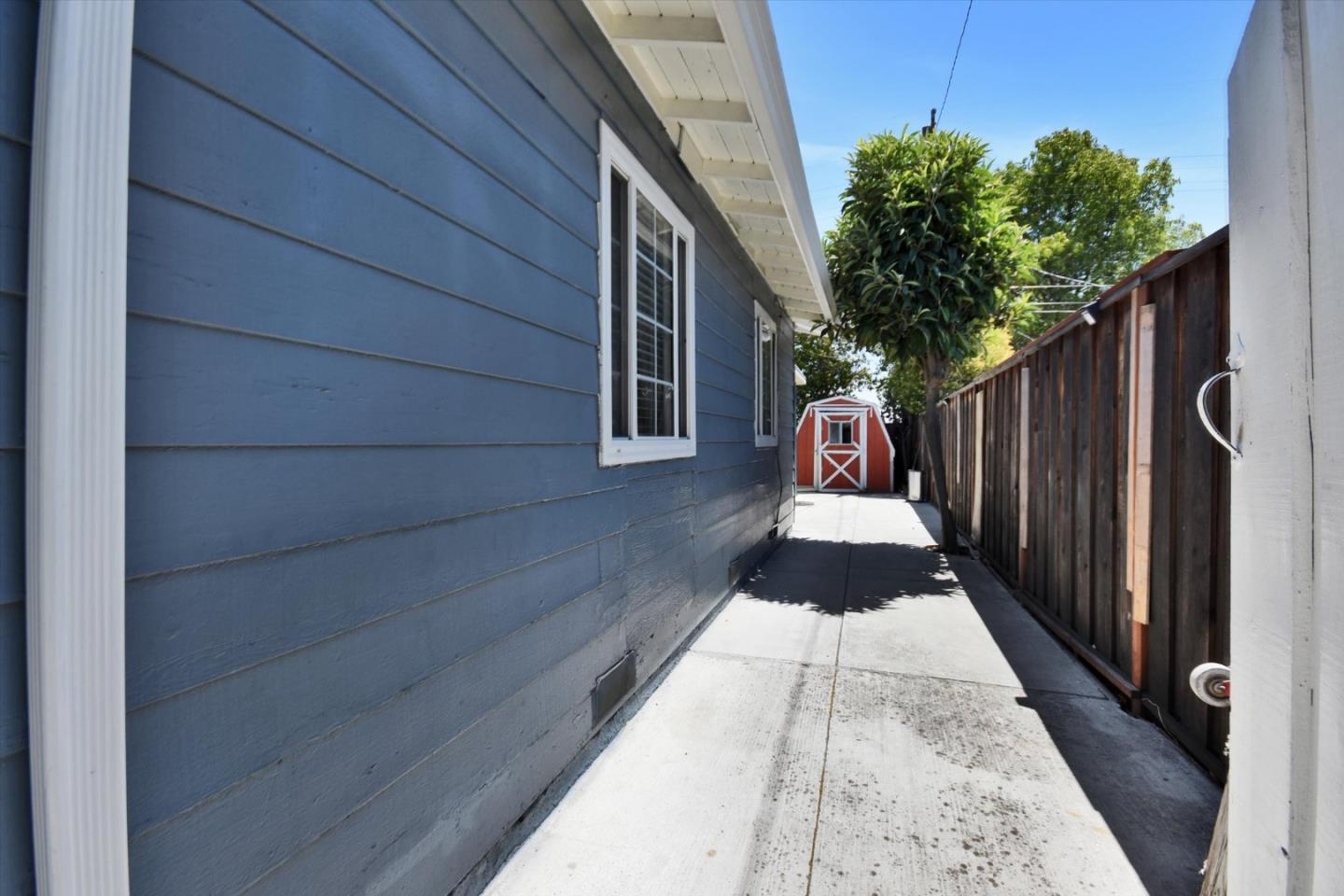 Detail Gallery Image 26 of 40 For 14202 Lucian Ave, San Jose,  CA 95127 - 3 Beds | 1 Baths