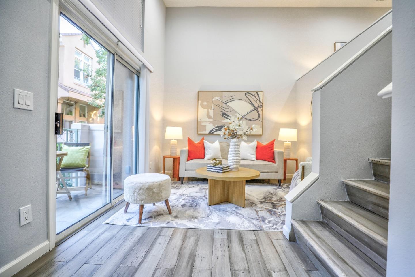Detail Gallery Image 9 of 48 For 151 Jasmine Ct, Mountain View,  CA 94043 - 3 Beds | 2/1 Baths