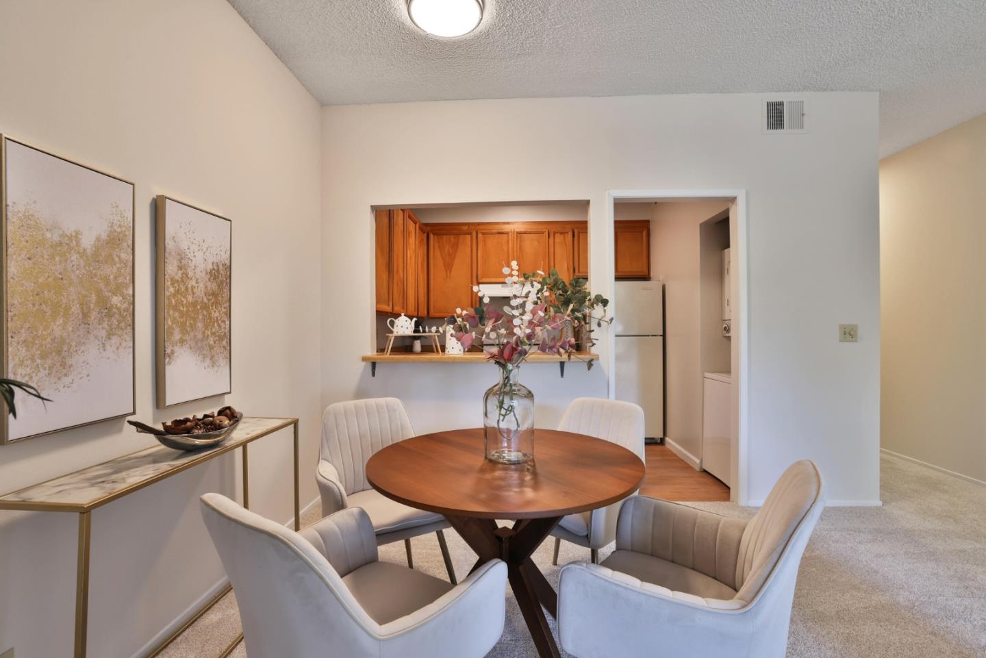 Detail Gallery Image 6 of 19 For 4691 Albany Cir #126,  San Jose,  CA 95129 - 1 Beds | 1 Baths