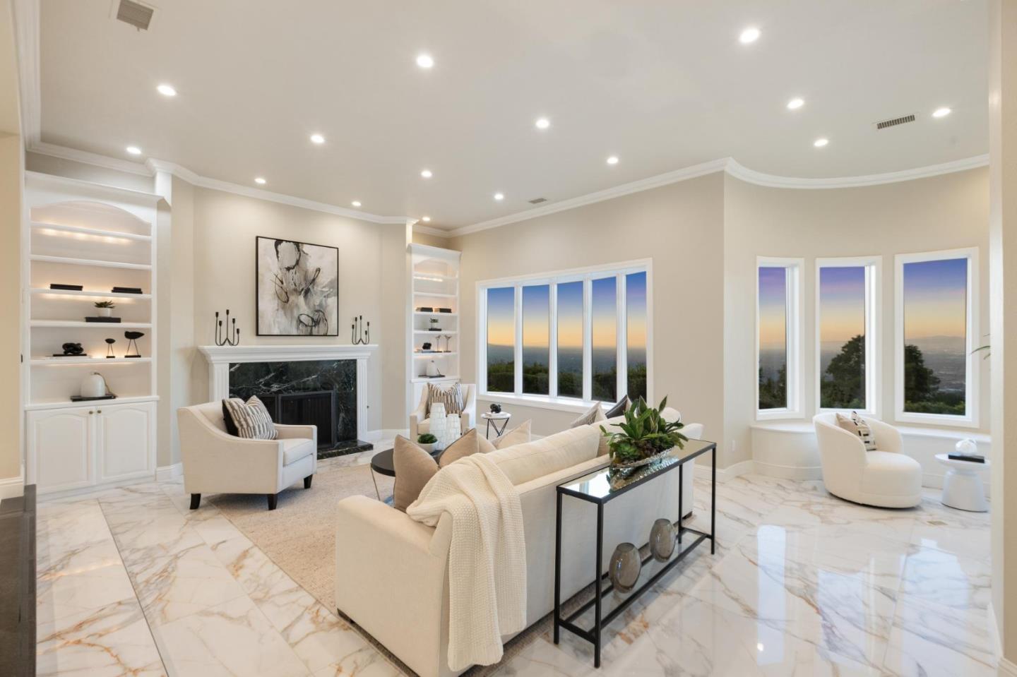 Detail Gallery Image 11 of 109 For 16383 Aztec Ridge Dr, Los Gatos,  CA 95030 - 6 Beds | 6/2 Baths