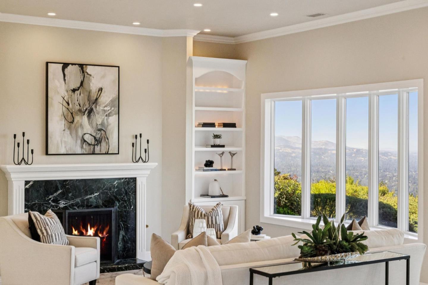 Detail Gallery Image 12 of 109 For 16383 Aztec Ridge Dr, Los Gatos,  CA 95030 - 6 Beds | 6/2 Baths