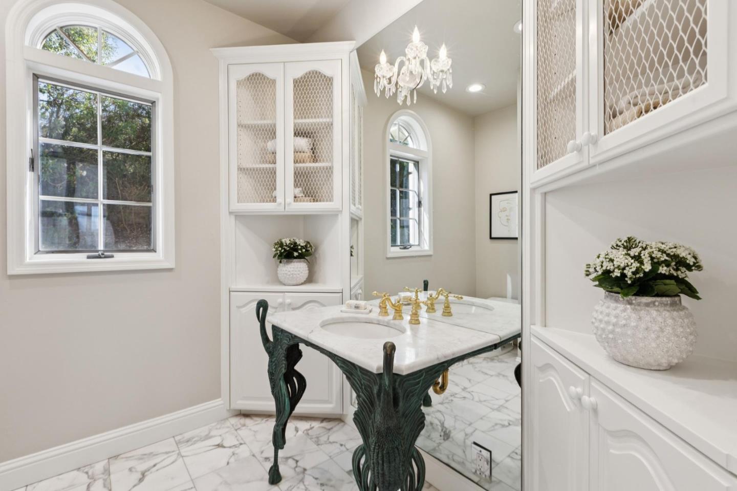 Detail Gallery Image 38 of 109 For 16383 Aztec Ridge Dr, Los Gatos,  CA 95030 - 6 Beds | 6/2 Baths
