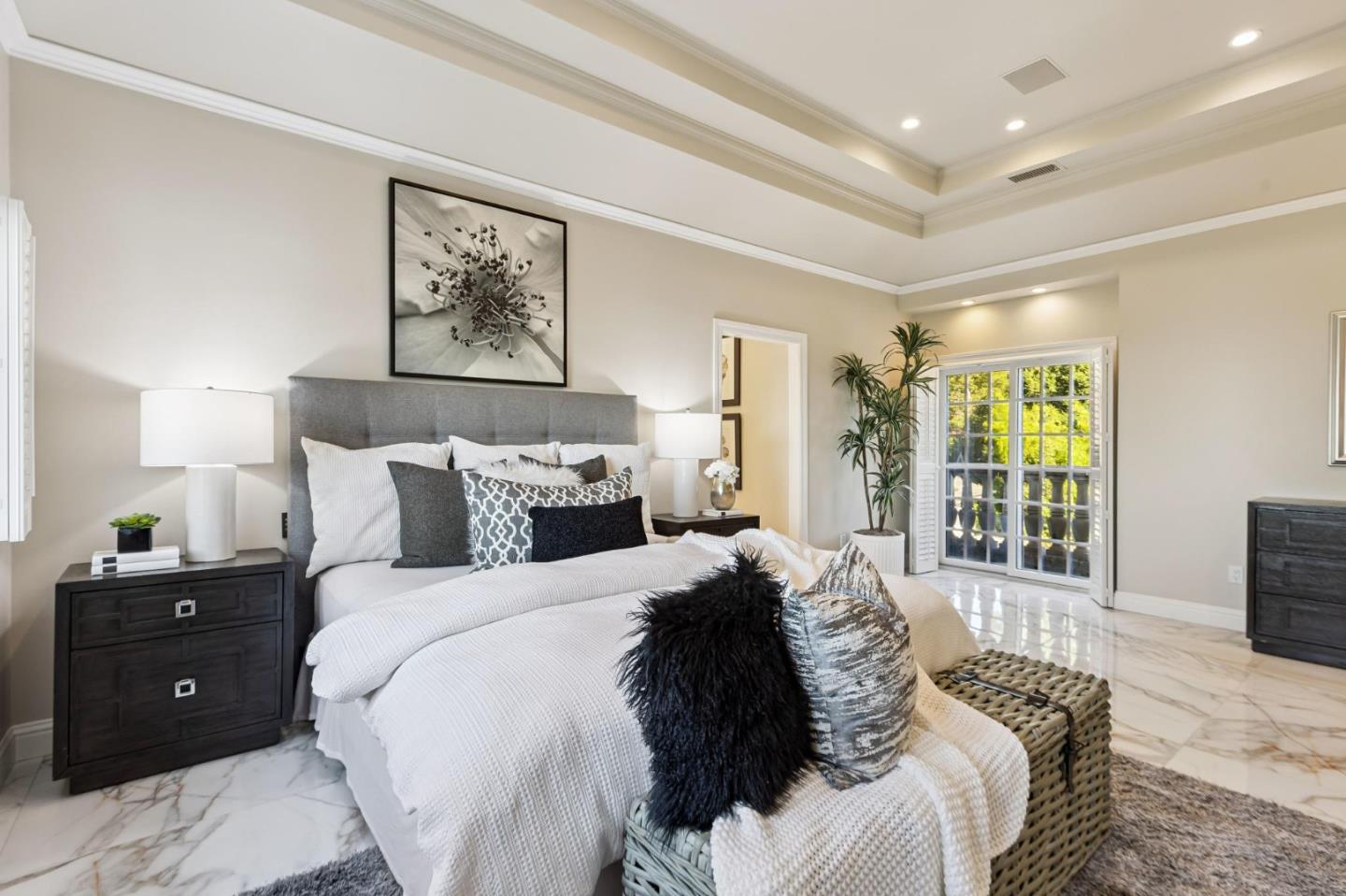 Detail Gallery Image 45 of 109 For 16383 Aztec Ridge Dr, Los Gatos,  CA 95030 - 6 Beds | 6/2 Baths