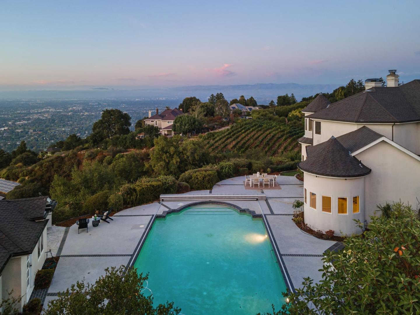 Detail Gallery Image 72 of 109 For 16383 Aztec Ridge Dr, Los Gatos,  CA 95030 - 6 Beds | 6/2 Baths