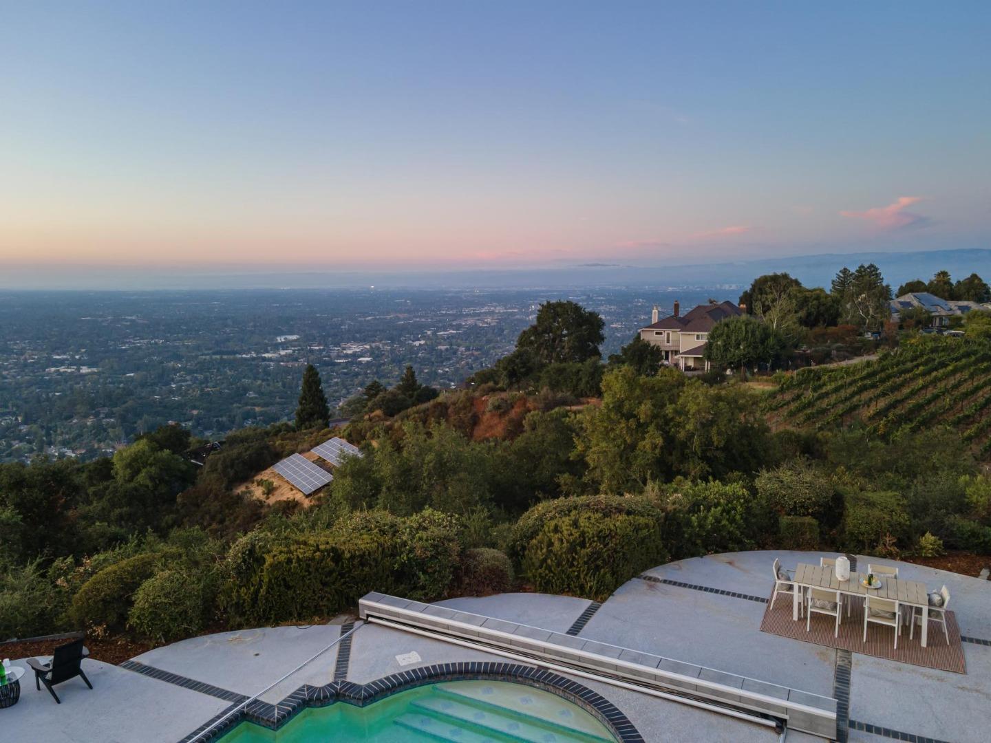 Detail Gallery Image 77 of 109 For 16383 Aztec Ridge Dr, Los Gatos,  CA 95030 - 6 Beds | 6/2 Baths
