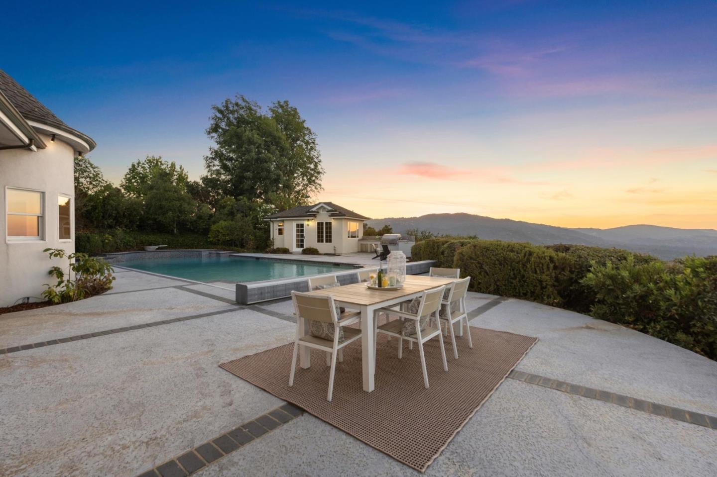 Detail Gallery Image 82 of 109 For 16383 Aztec Ridge Dr, Los Gatos,  CA 95030 - 6 Beds | 6/2 Baths