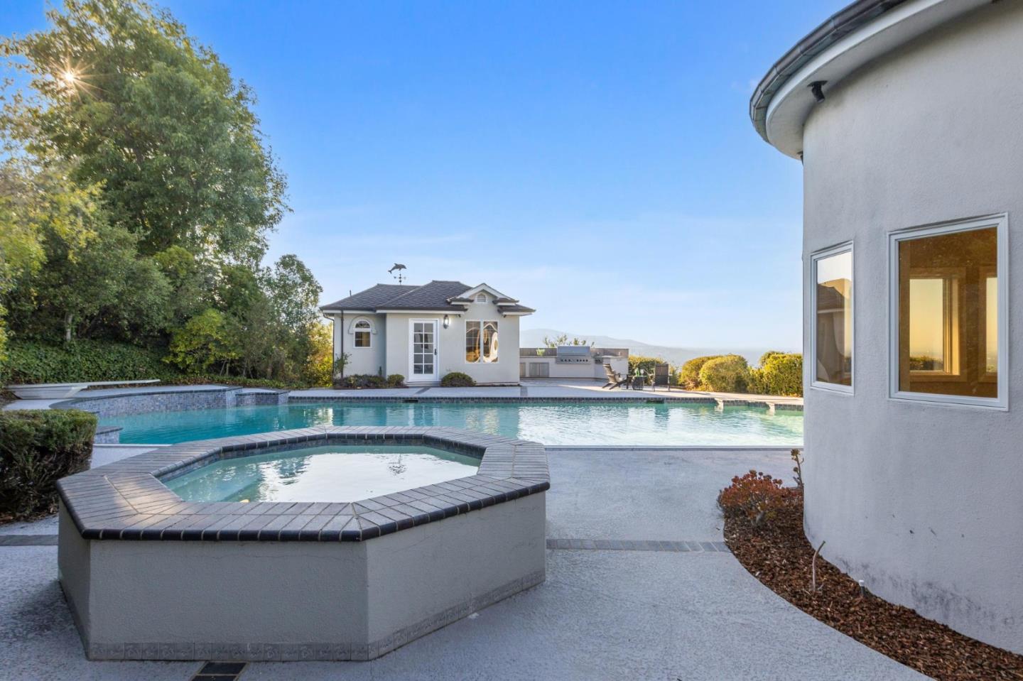 Detail Gallery Image 84 of 109 For 16383 Aztec Ridge Dr, Los Gatos,  CA 95030 - 6 Beds | 6/2 Baths
