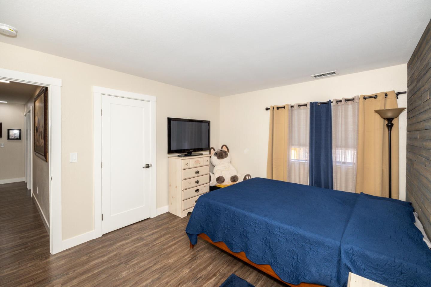Detail Gallery Image 13 of 25 For 14545 Jerilyn Dr, San Jose,  CA 95127 - 3 Beds | 1 Baths