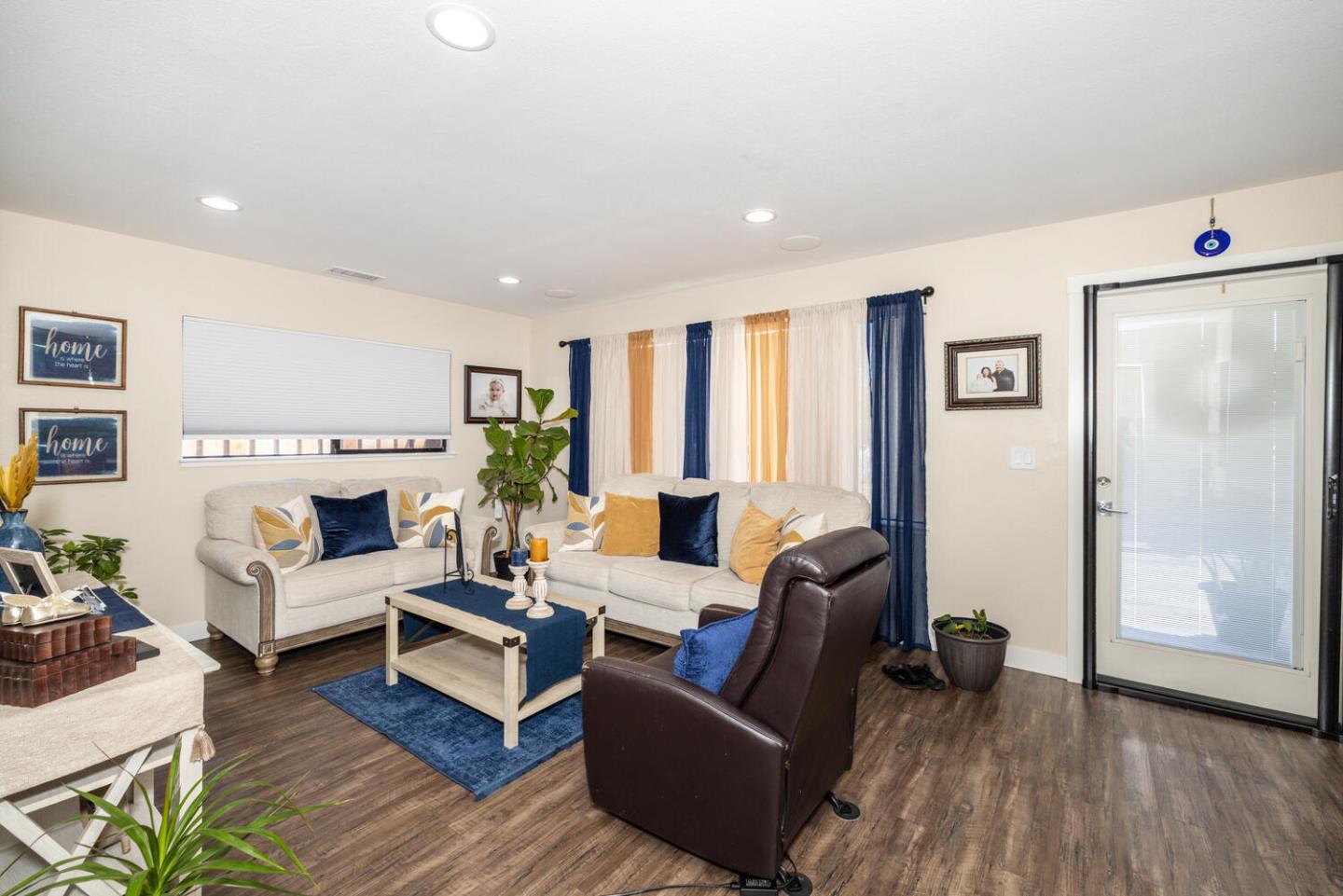 Detail Gallery Image 5 of 25 For 14545 Jerilyn Dr, San Jose,  CA 95127 - 3 Beds | 1 Baths