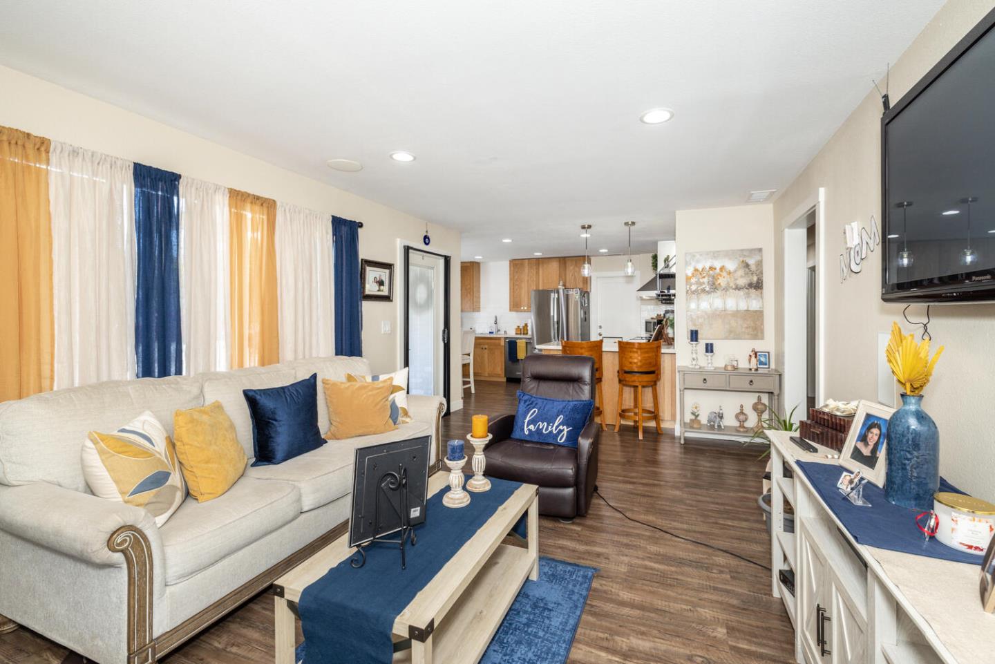 Detail Gallery Image 6 of 25 For 14545 Jerilyn Dr, San Jose,  CA 95127 - 3 Beds | 1 Baths