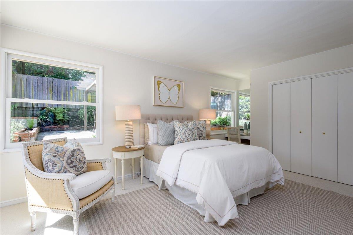 Detail Gallery Image 19 of 24 For 2841 Canyon Rd, Burlingame,  CA 94010 - 3 Beds | 2 Baths