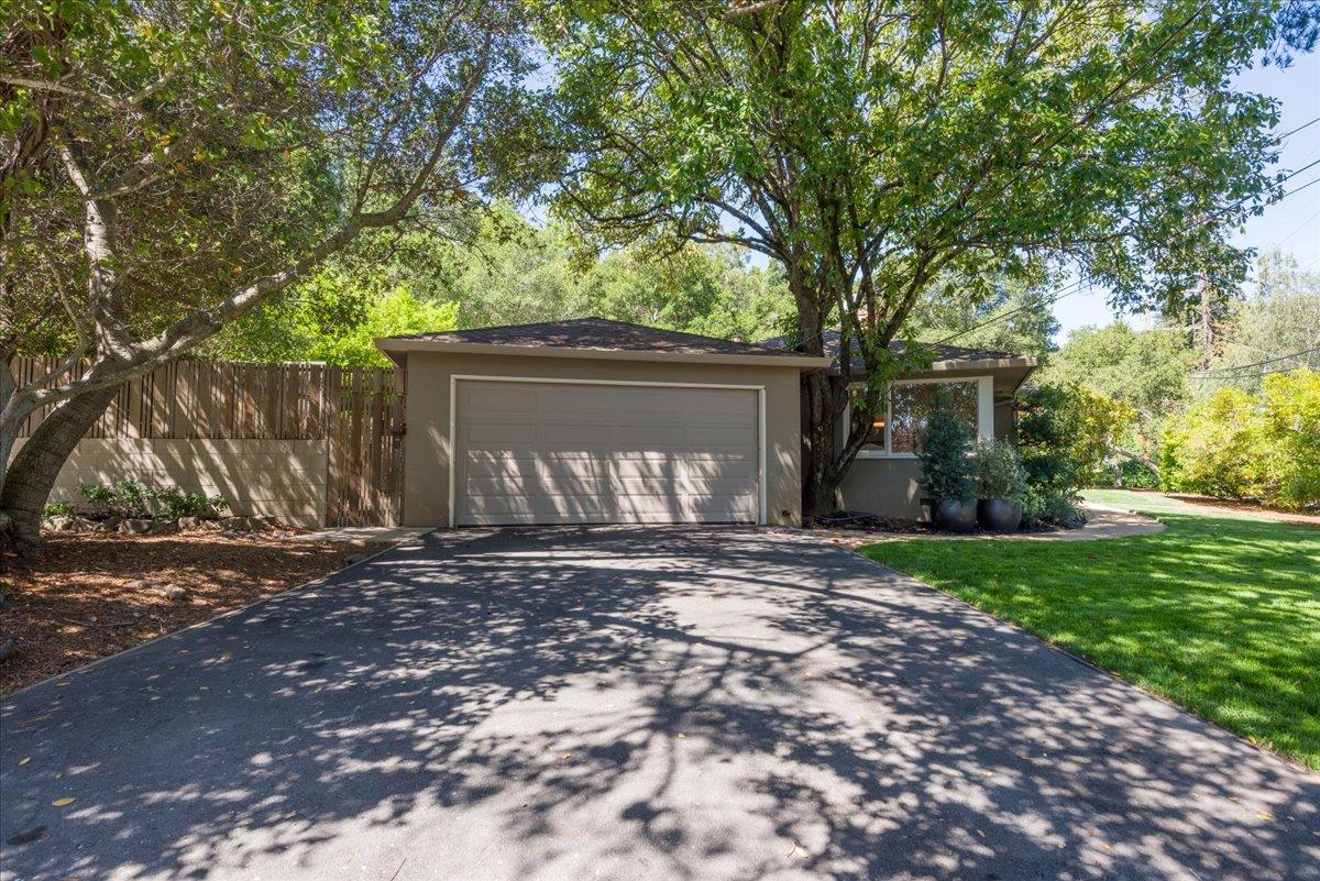 Detail Gallery Image 24 of 24 For 2841 Canyon Rd, Burlingame,  CA 94010 - 3 Beds | 2 Baths