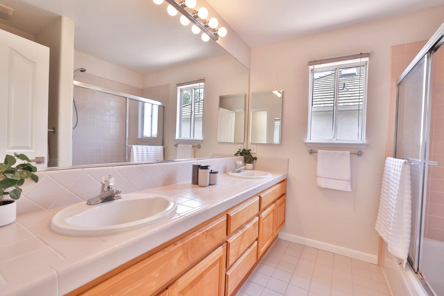 Detail Gallery Image 21 of 29 For 503 De Carli Ct, Campbell,  CA 95008 - 4 Beds | 3 Baths