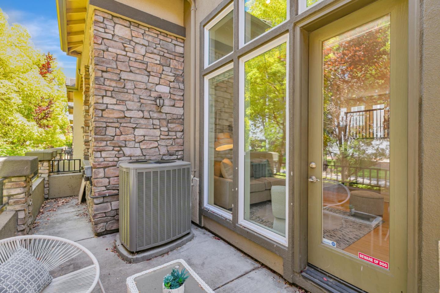 Detail Gallery Image 14 of 65 For 1156 Mckay Dr, San Jose,  CA 95131 - 4 Beds | 3 Baths