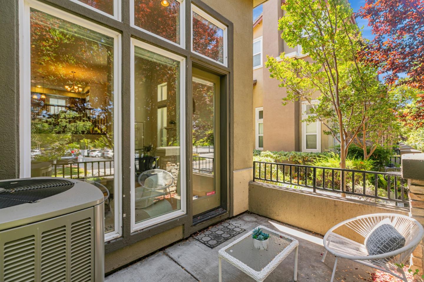 Detail Gallery Image 3 of 65 For 1156 Mckay Dr, San Jose,  CA 95131 - 4 Beds | 3 Baths