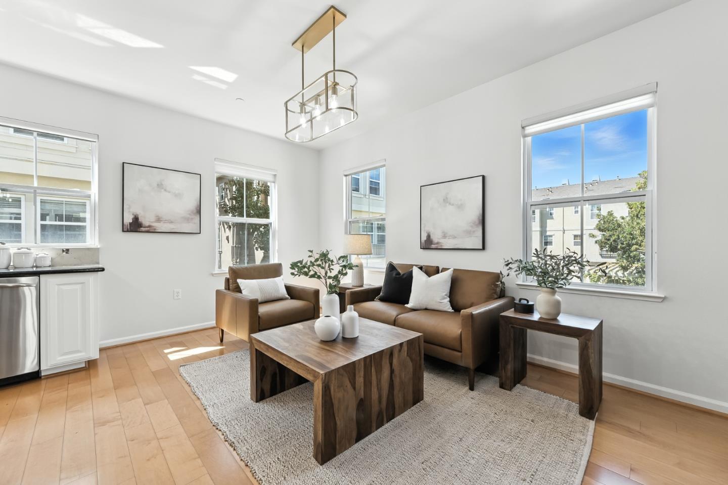 Detail Gallery Image 15 of 59 For 413 Timor Ter, Sunnyvale,  CA 94089 - 3 Beds | 2/1 Baths