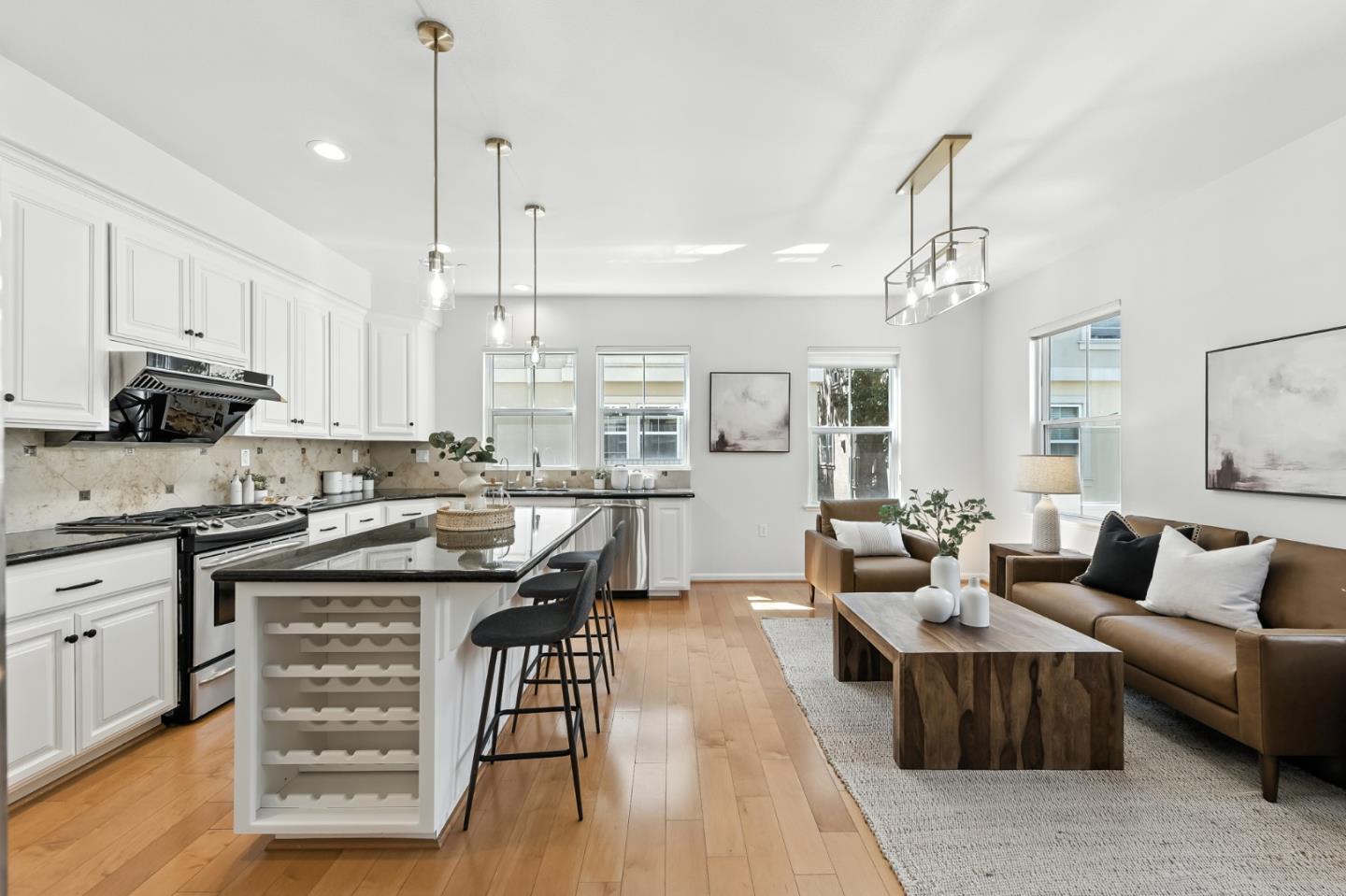 Detail Gallery Image 17 of 59 For 413 Timor Ter, Sunnyvale,  CA 94089 - 3 Beds | 2/1 Baths