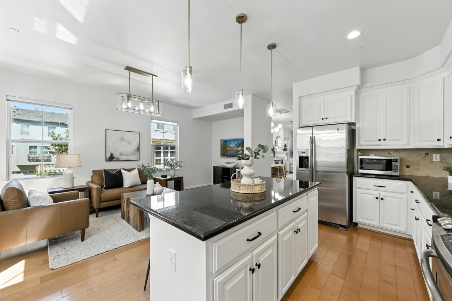 Detail Gallery Image 20 of 59 For 413 Timor Ter, Sunnyvale,  CA 94089 - 3 Beds | 2/1 Baths