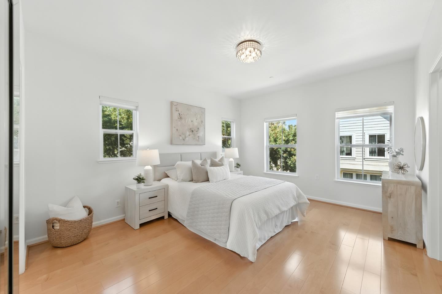 Detail Gallery Image 26 of 59 For 413 Timor Ter, Sunnyvale,  CA 94089 - 3 Beds | 2/1 Baths