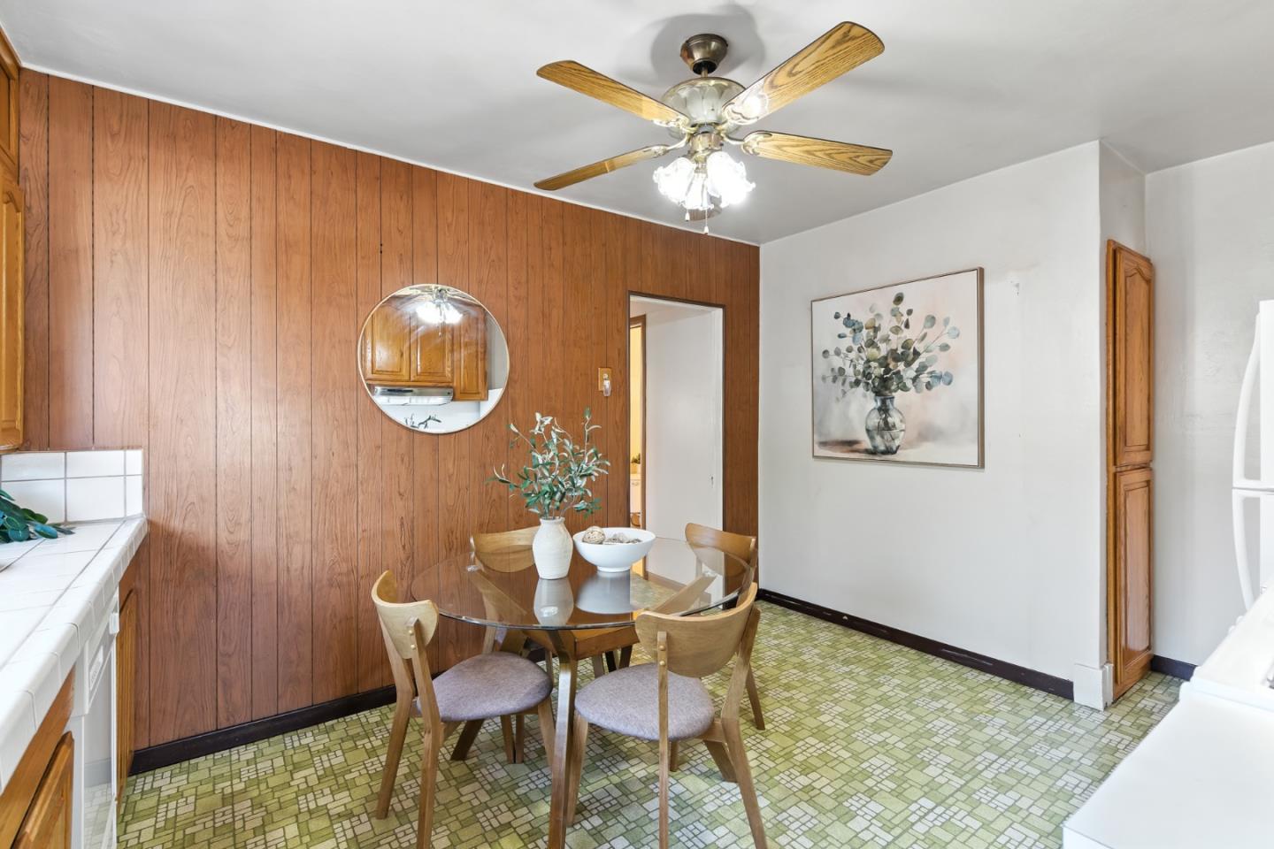 Detail Gallery Image 10 of 39 For 464 Lincoln Ave, Sunnyvale,  CA 94086 - 2 Beds | 1/1 Baths