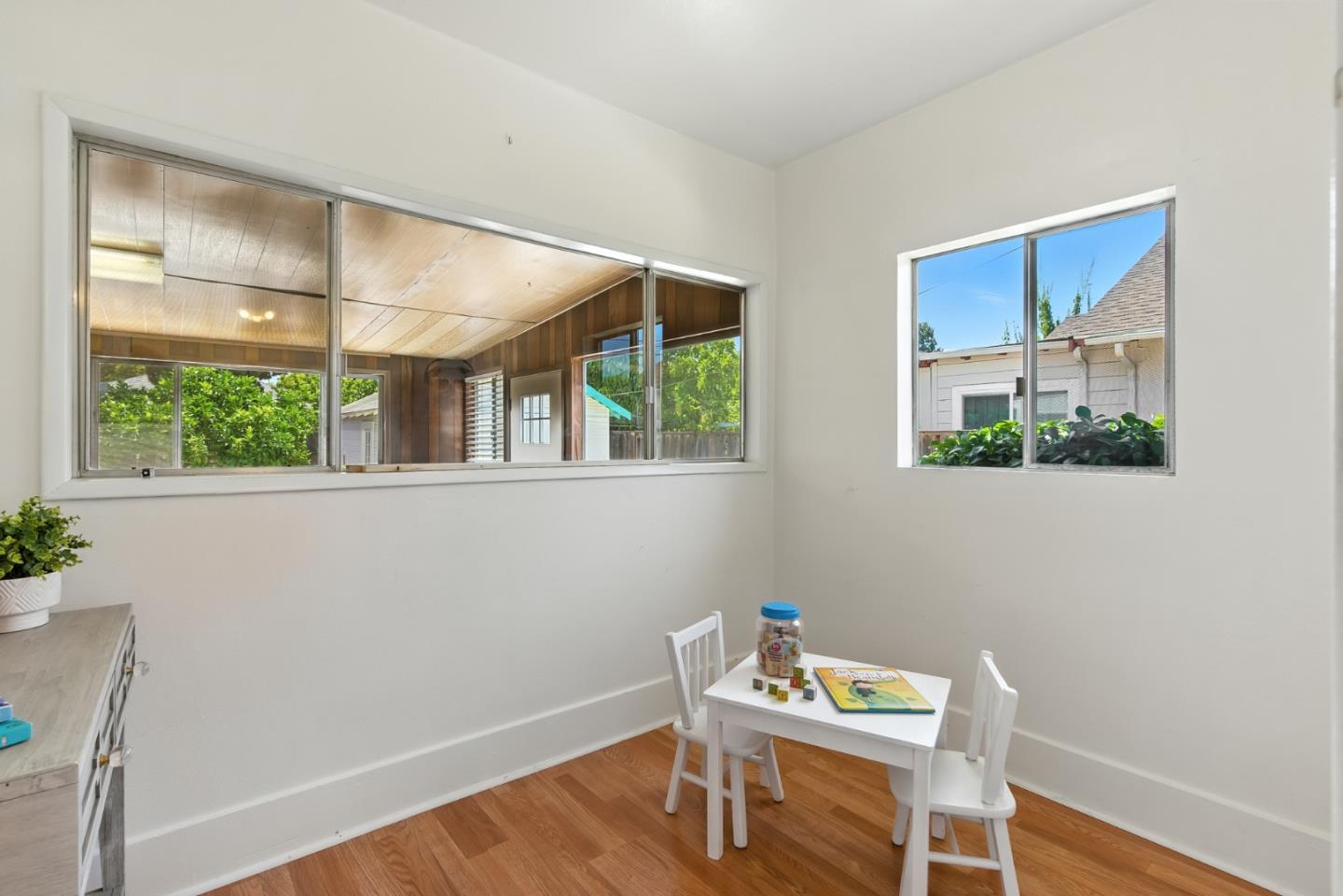 Detail Gallery Image 18 of 39 For 464 Lincoln Ave, Sunnyvale,  CA 94086 - 2 Beds | 1/1 Baths