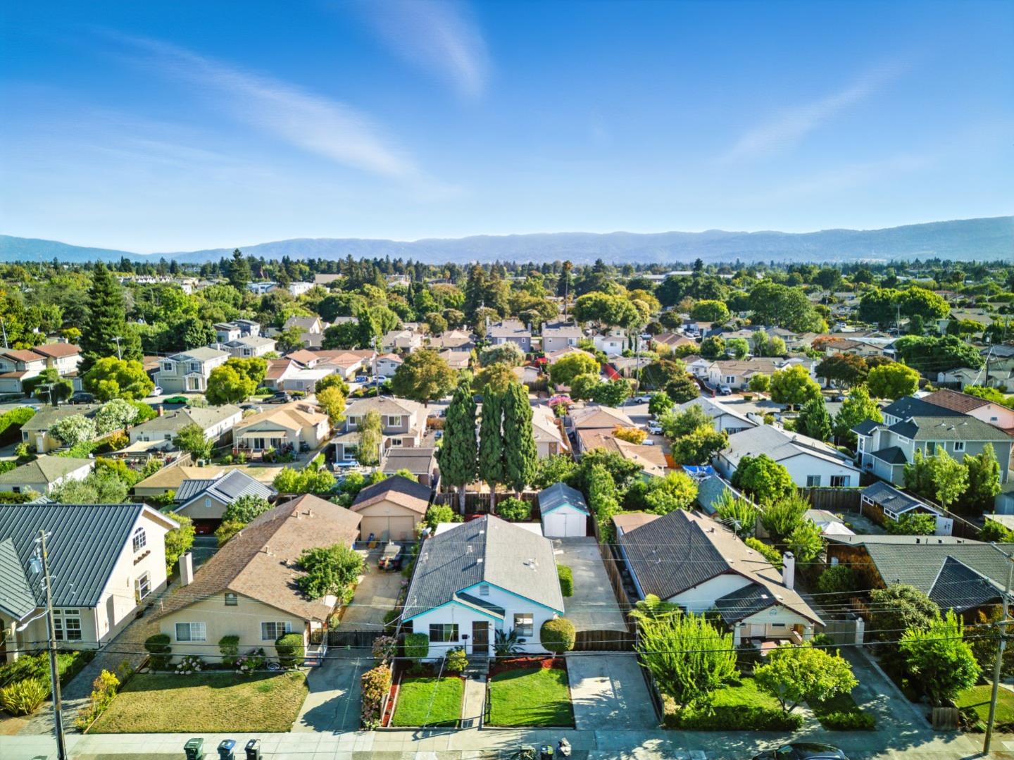 Detail Gallery Image 31 of 39 For 464 Lincoln Ave, Sunnyvale,  CA 94086 - 2 Beds | 1/1 Baths