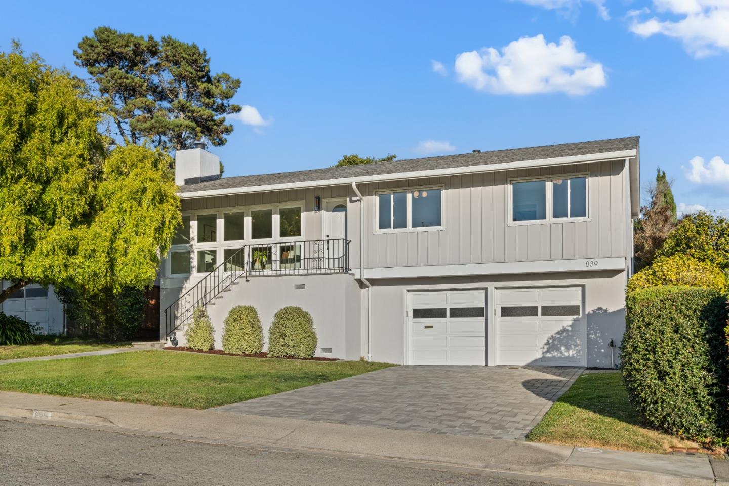 Detail Gallery Image 2 of 65 For 839 Banbury Ln, Millbrae,  CA 94030 - 3 Beds | 2 Baths