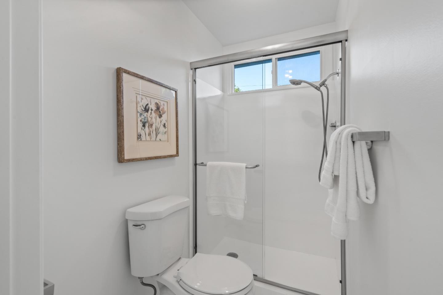 Detail Gallery Image 22 of 65 For 839 Banbury Ln, Millbrae,  CA 94030 - 3 Beds | 2 Baths