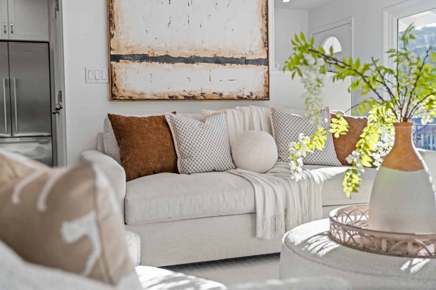 Detail Gallery Image 7 of 65 For 839 Banbury Ln, Millbrae,  CA 94030 - 3 Beds | 2 Baths
