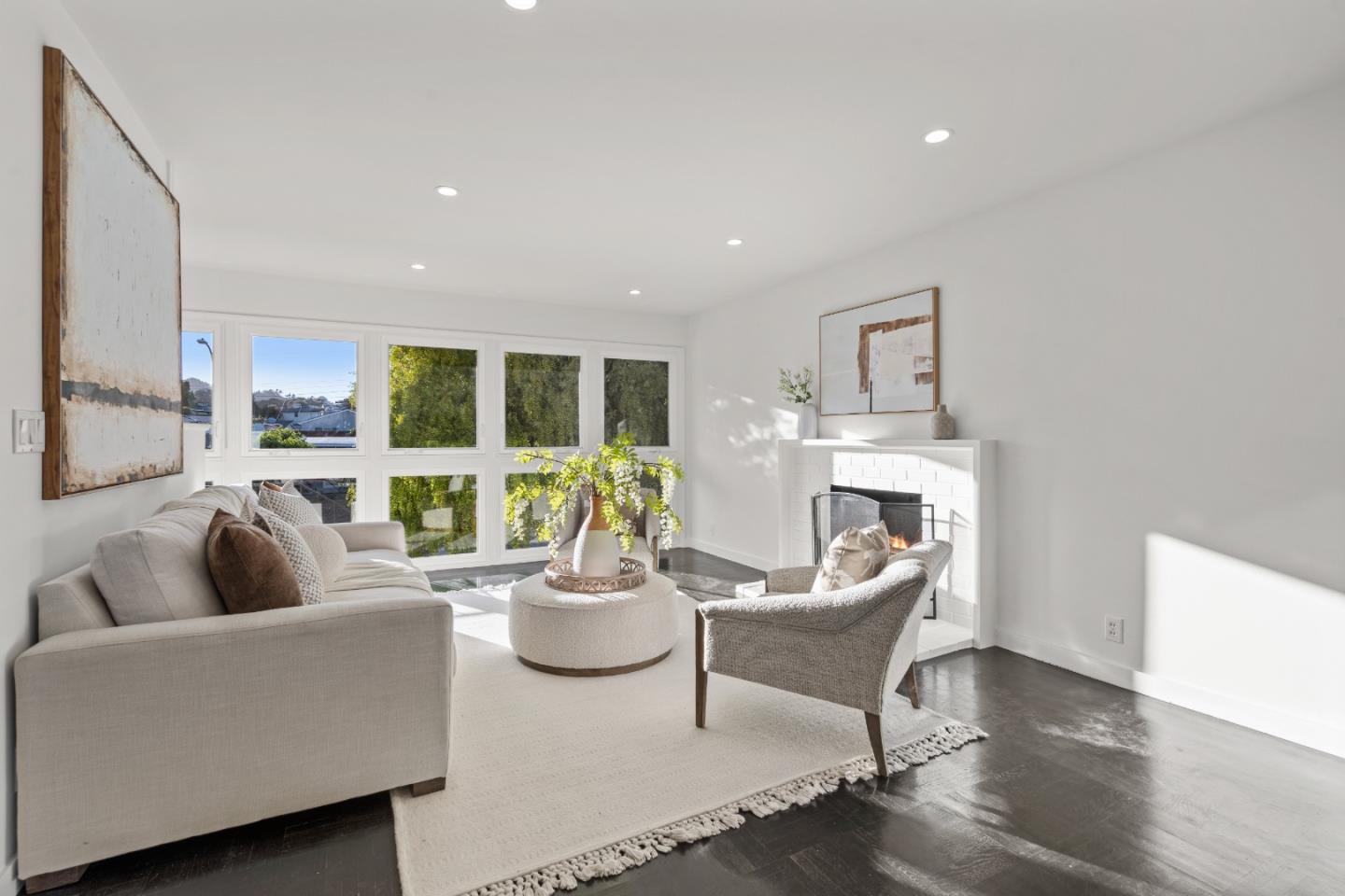 Detail Gallery Image 8 of 65 For 839 Banbury Ln, Millbrae,  CA 94030 - 3 Beds | 2 Baths