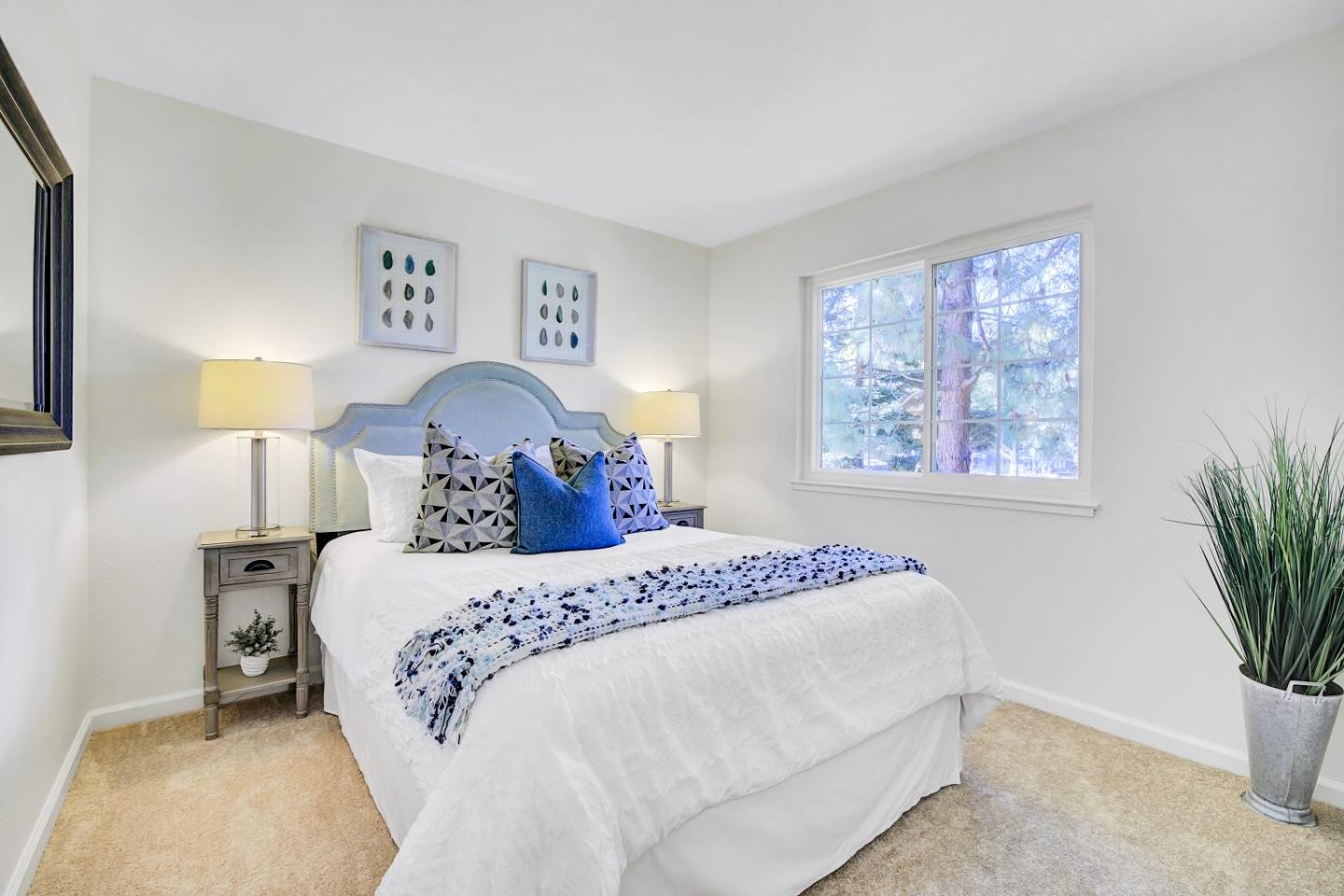 Detail Gallery Image 14 of 37 For 442 Costa Mesa Ter #D,  Sunnyvale,  CA 94085 - 3 Beds | 2 Baths