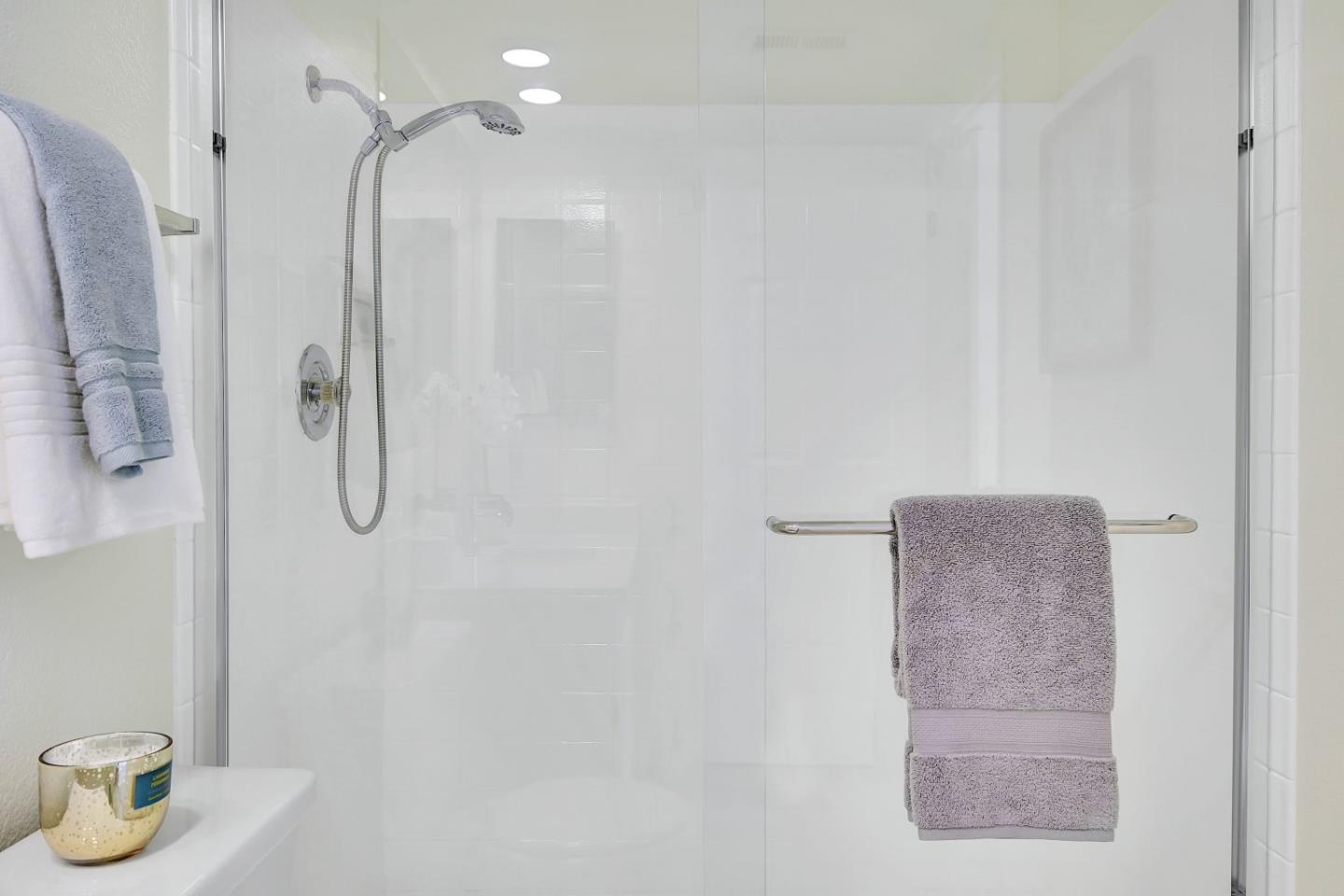 Detail Gallery Image 22 of 37 For 442 Costa Mesa Ter #D,  Sunnyvale,  CA 94085 - 3 Beds | 2 Baths