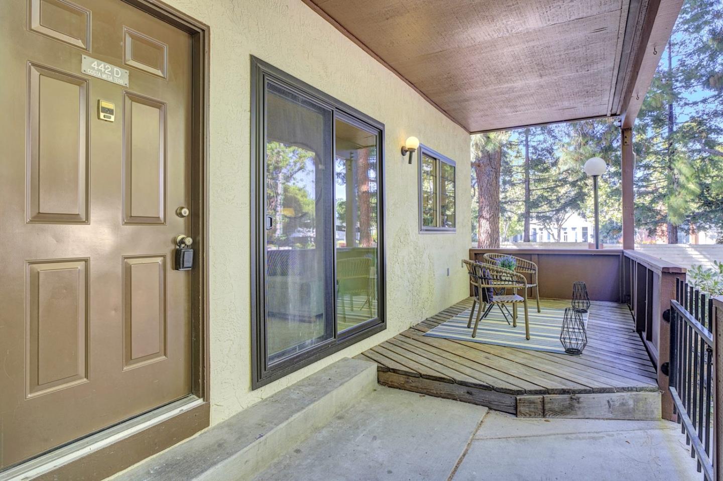 Detail Gallery Image 26 of 37 For 442 Costa Mesa Ter #D,  Sunnyvale,  CA 94085 - 3 Beds | 2 Baths