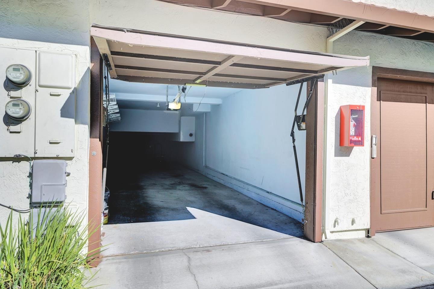 Detail Gallery Image 28 of 37 For 442 Costa Mesa Ter #D,  Sunnyvale,  CA 94085 - 3 Beds | 2 Baths