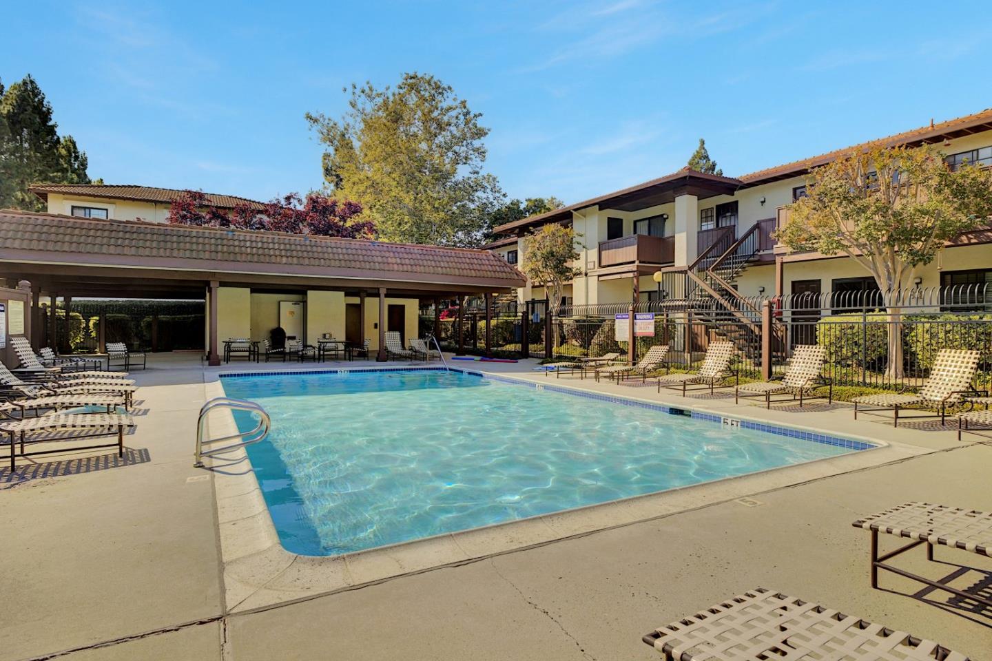 Detail Gallery Image 30 of 37 For 442 Costa Mesa Ter #D,  Sunnyvale,  CA 94085 - 3 Beds | 2 Baths