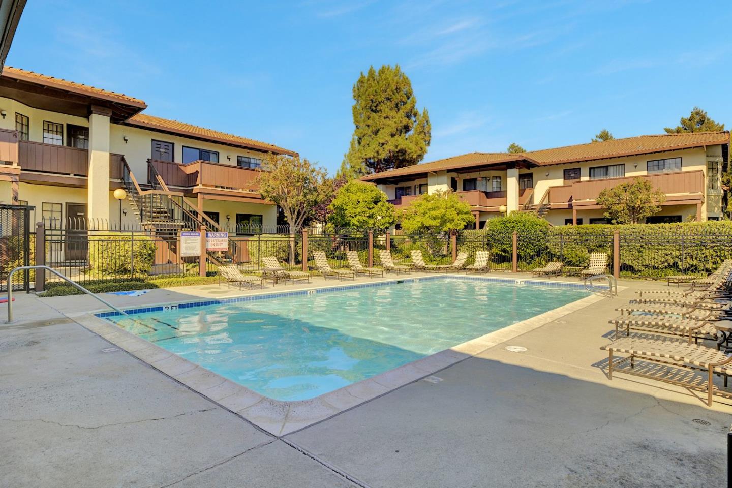 Detail Gallery Image 31 of 37 For 442 Costa Mesa Ter #D,  Sunnyvale,  CA 94085 - 3 Beds | 2 Baths