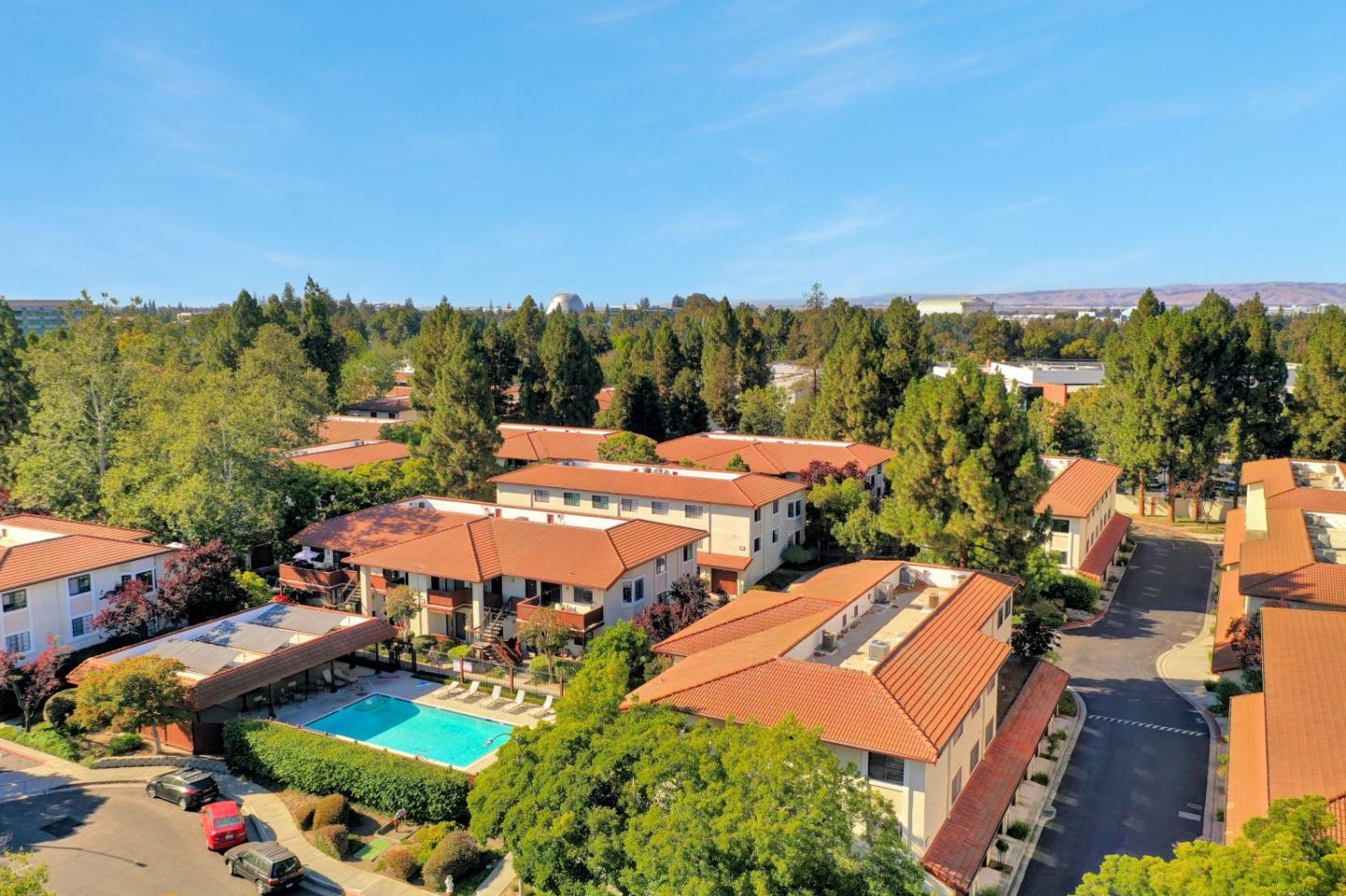 Detail Gallery Image 34 of 37 For 442 Costa Mesa Ter #D,  Sunnyvale,  CA 94085 - 3 Beds | 2 Baths