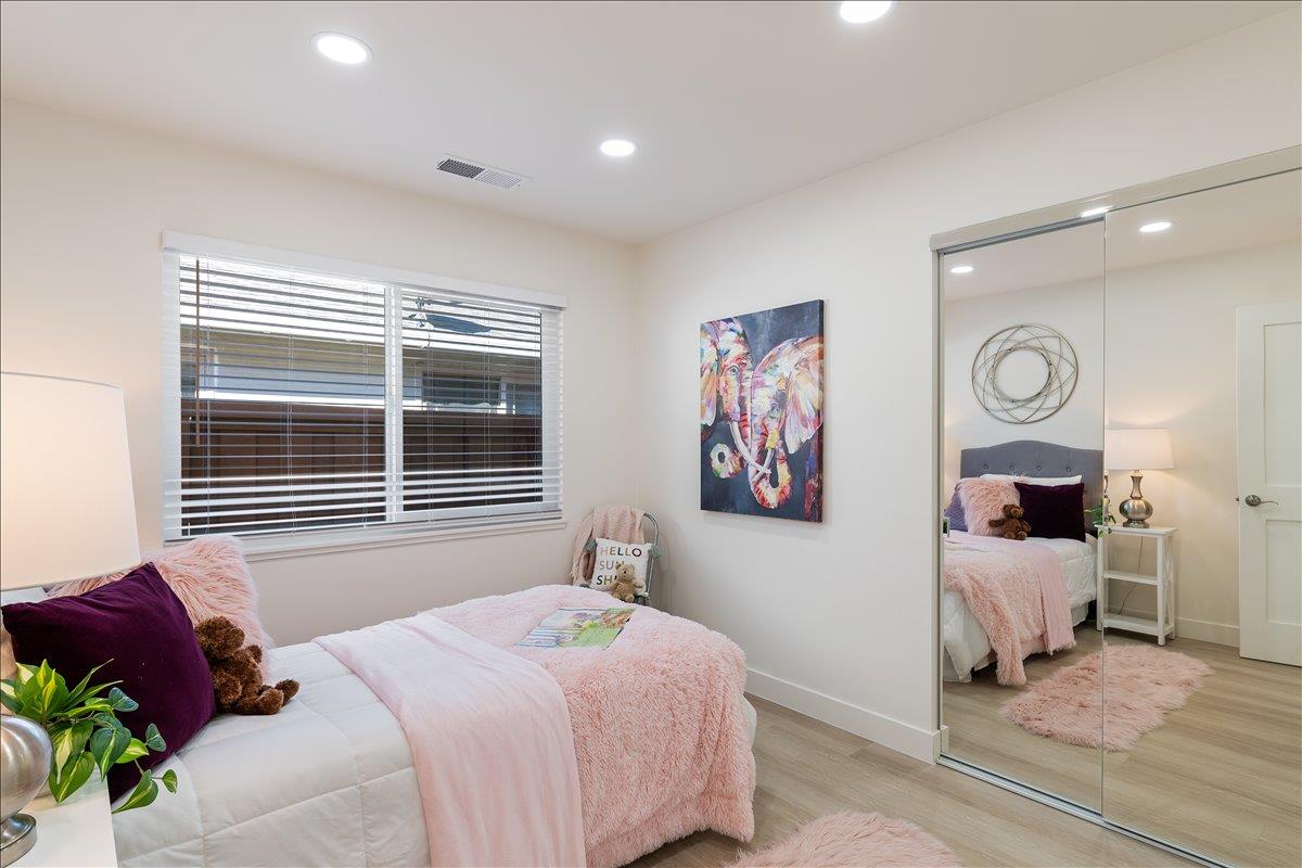 Detail Gallery Image 13 of 28 For 4873 Little Branham Ln, San Jose,  CA 95124 - 4 Beds | 2 Baths