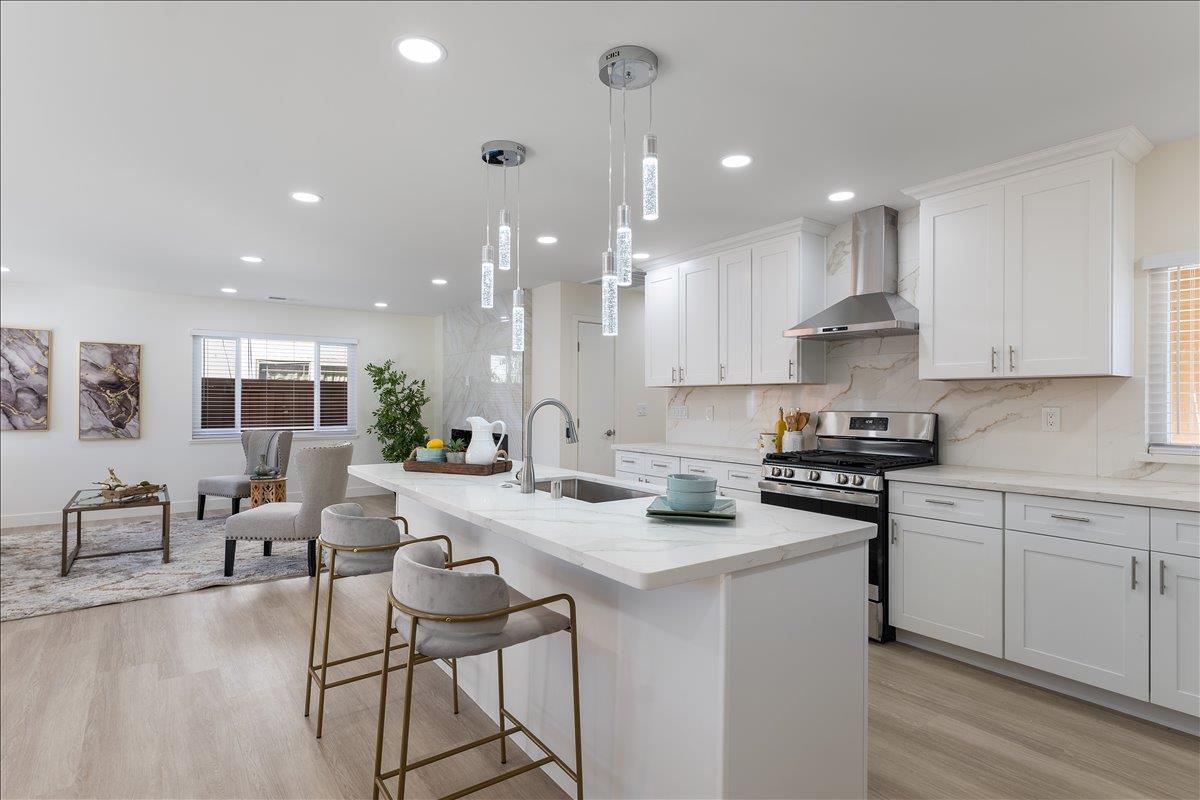 Detail Gallery Image 5 of 28 For 4873 Little Branham Ln, San Jose,  CA 95124 - 4 Beds | 2 Baths