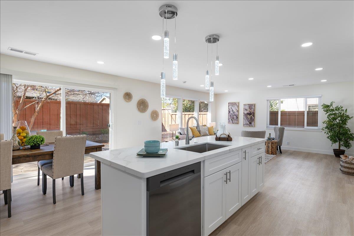Detail Gallery Image 6 of 28 For 4873 Little Branham Ln, San Jose,  CA 95124 - 4 Beds | 2 Baths