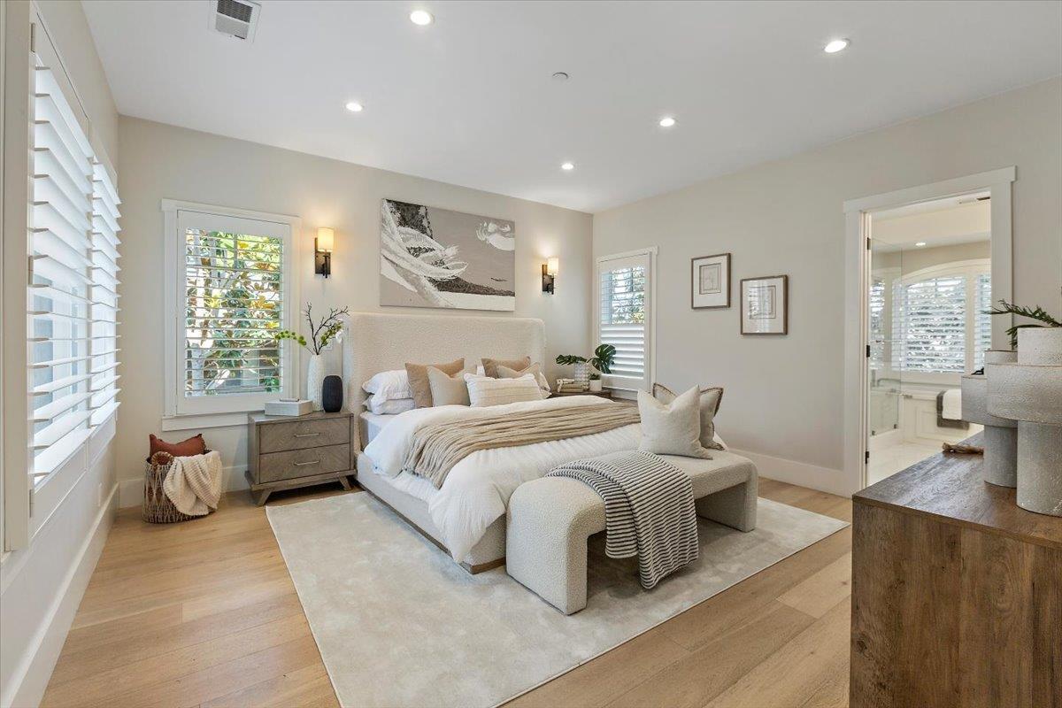Detail Gallery Image 29 of 49 For 900 Roble Ave, Menlo Park,  CA 94025 - 3 Beds | 2/1 Baths