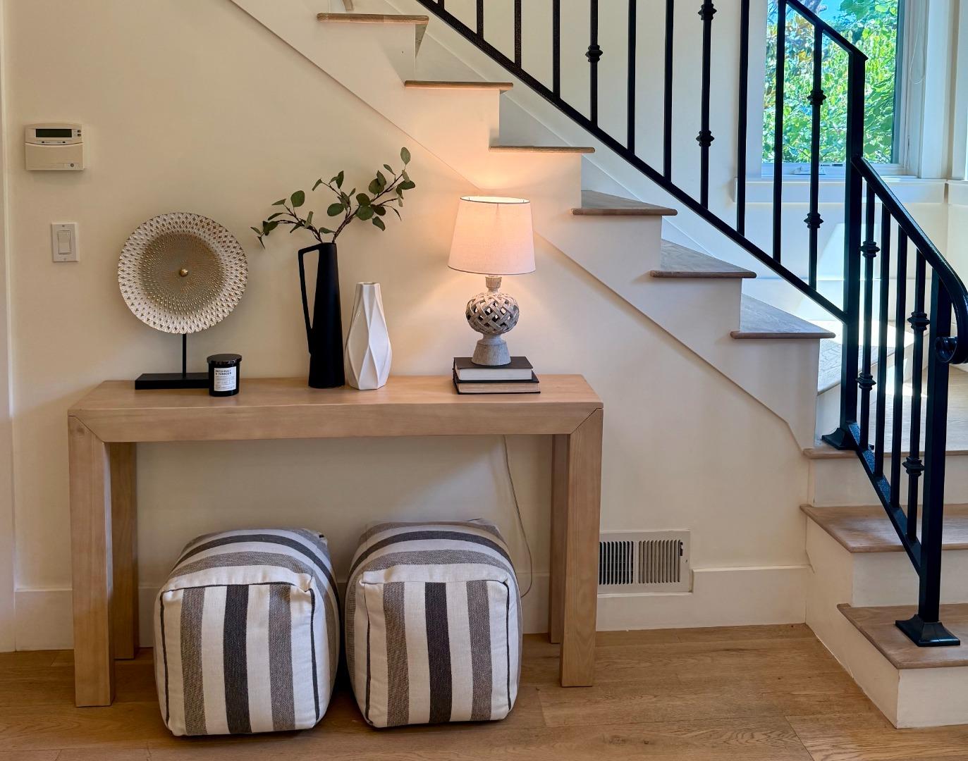 Detail Gallery Image 6 of 49 For 900 Roble Ave, Menlo Park,  CA 94025 - 3 Beds | 2/1 Baths