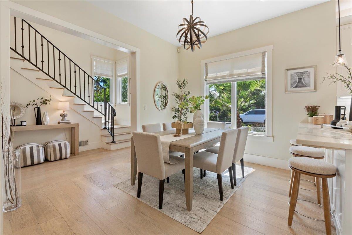 Detail Gallery Image 9 of 49 For 900 Roble Ave, Menlo Park,  CA 94025 - 3 Beds | 2/1 Baths