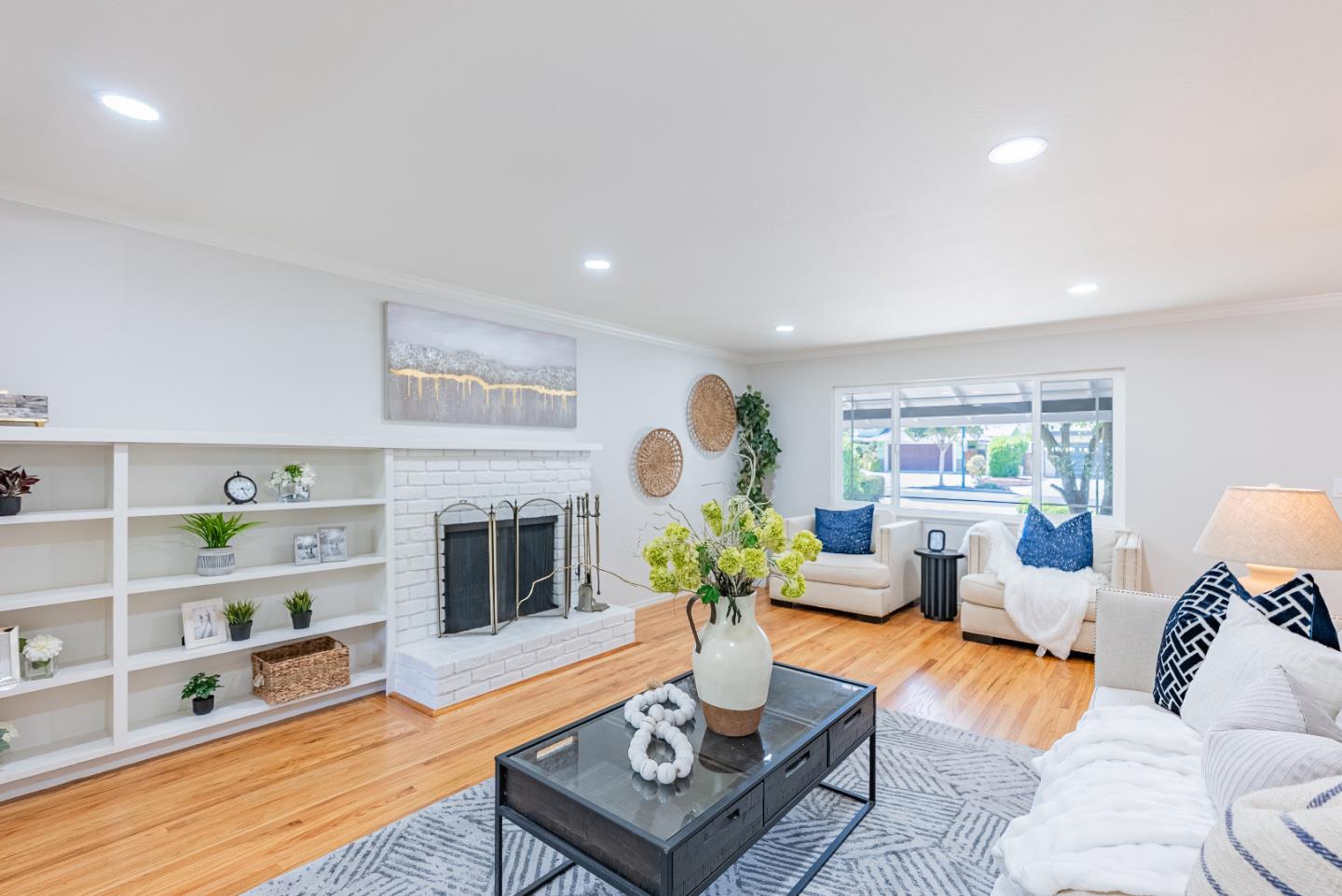 Detail Gallery Image 11 of 42 For 1514 Samedra St, Sunnyvale,  CA 94087 - 4 Beds | 2 Baths