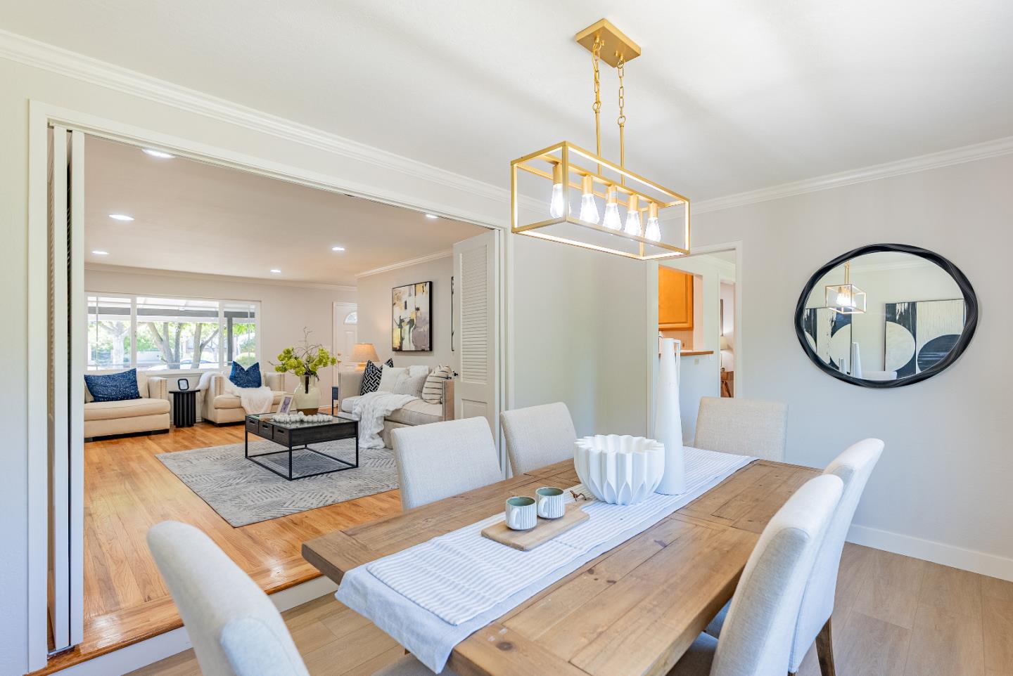Detail Gallery Image 13 of 42 For 1514 Samedra St, Sunnyvale,  CA 94087 - 4 Beds | 2 Baths