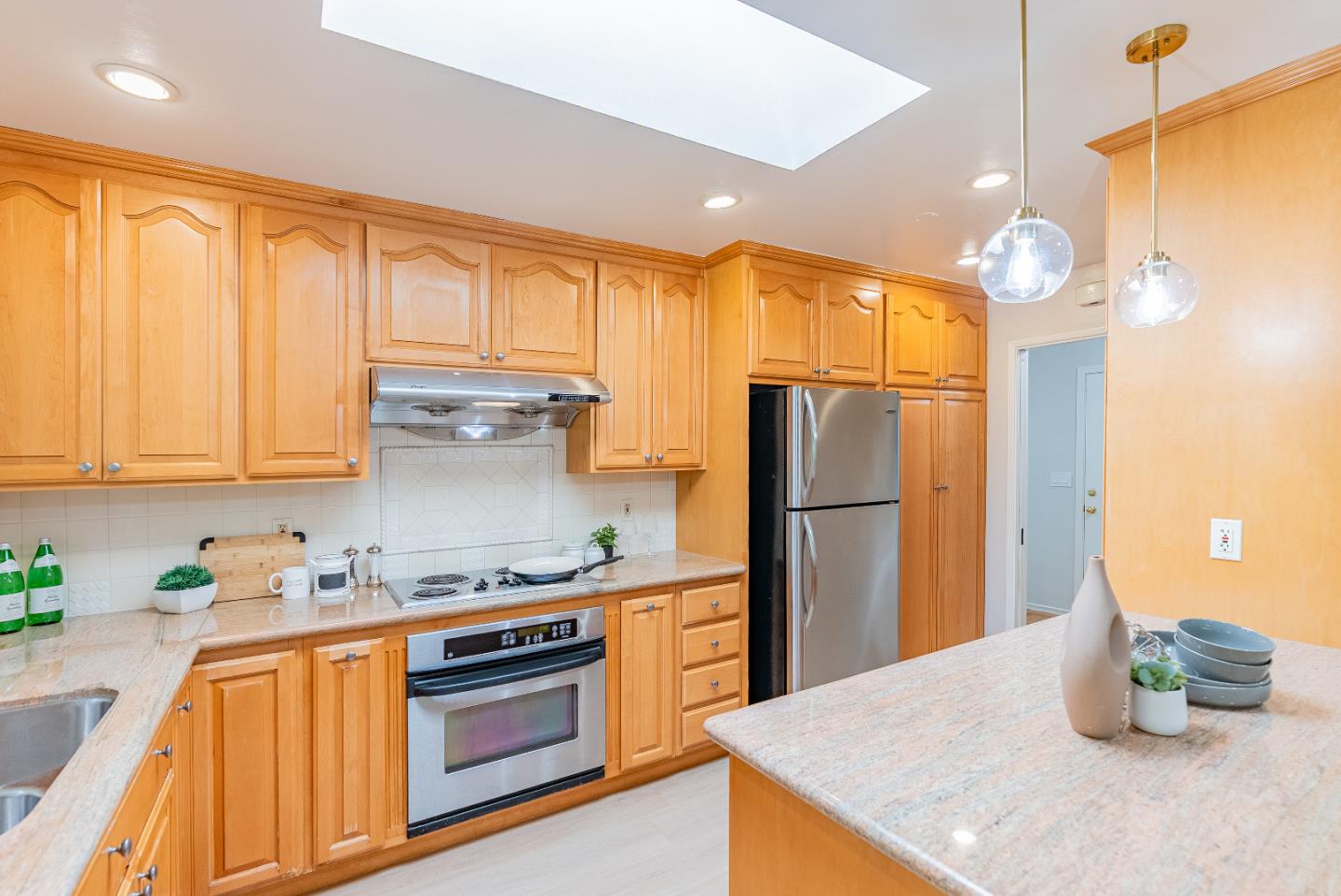Detail Gallery Image 18 of 42 For 1514 Samedra St, Sunnyvale,  CA 94087 - 4 Beds | 2 Baths