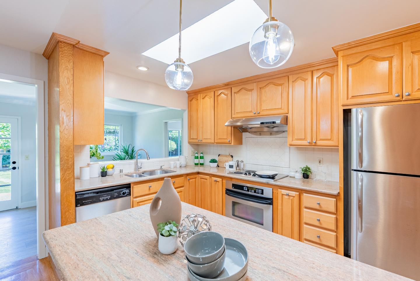 Detail Gallery Image 19 of 42 For 1514 Samedra St, Sunnyvale,  CA 94087 - 4 Beds | 2 Baths